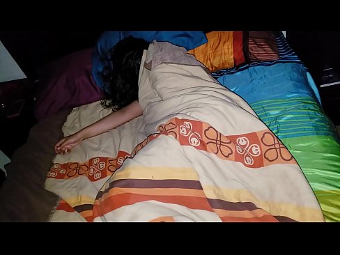 ❤️ सौतेनी आमा सुतेको बेला आफ्नी जवान सौतेनी आमालाई पिट्दै। ❤❌  अश्लील ne.vbdsm.ru मा